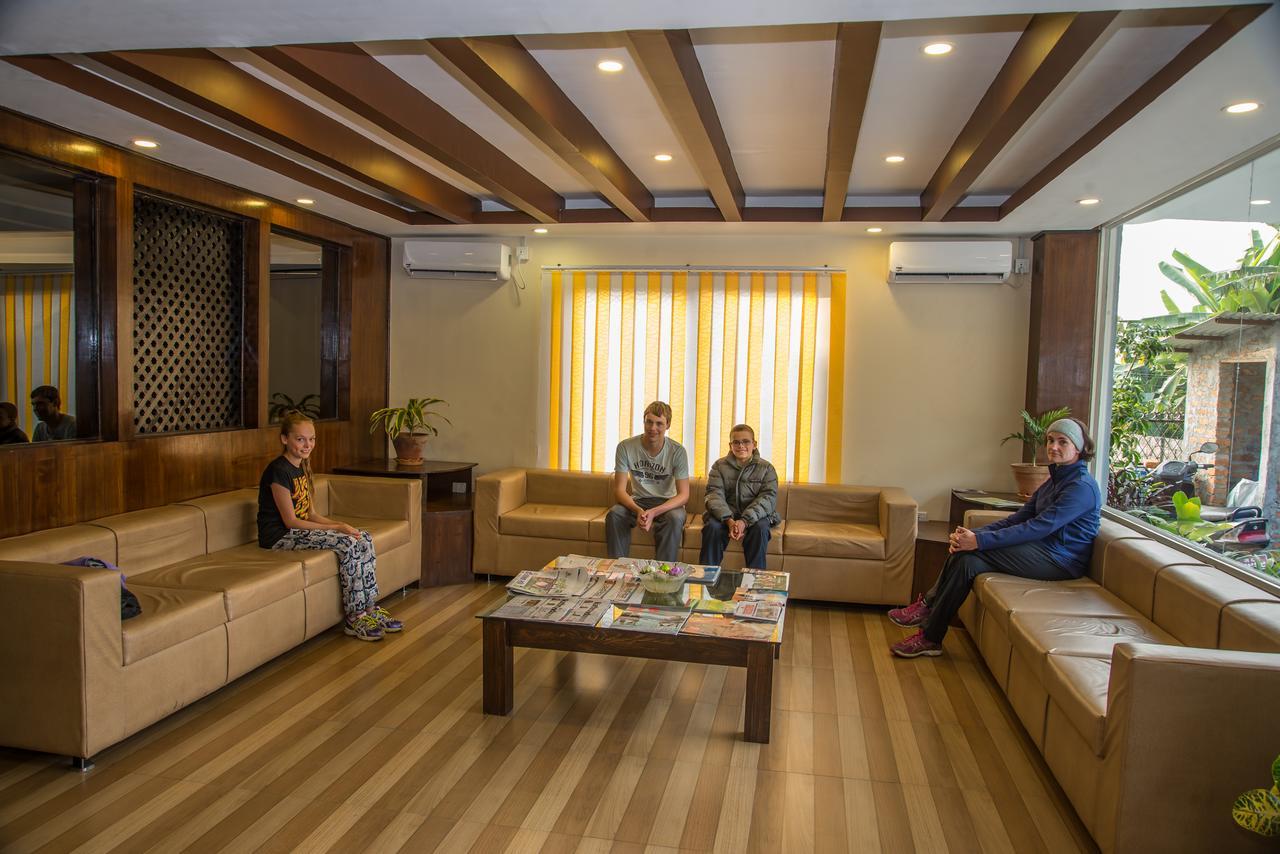Hotel The Coast Pokhara Ngoại thất bức ảnh
