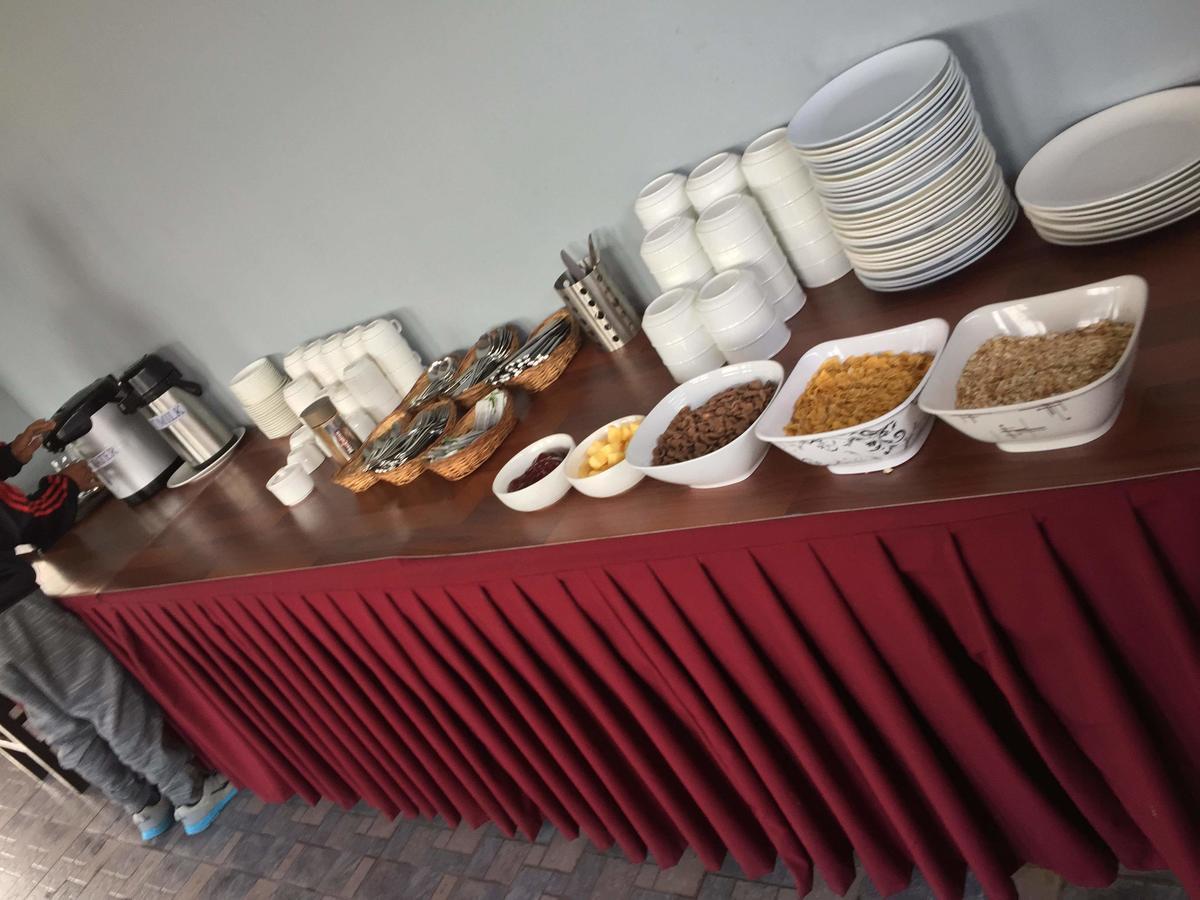 Hotel The Coast Pokhara Ngoại thất bức ảnh